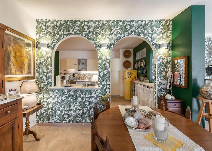 Marina House Будинок відпочинку *