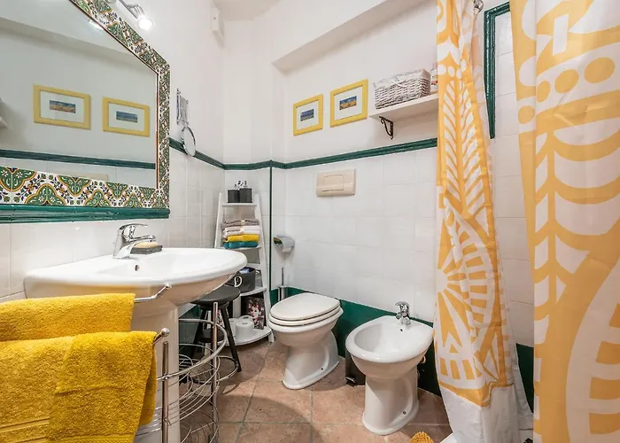 Будинок відпочинку Marina House